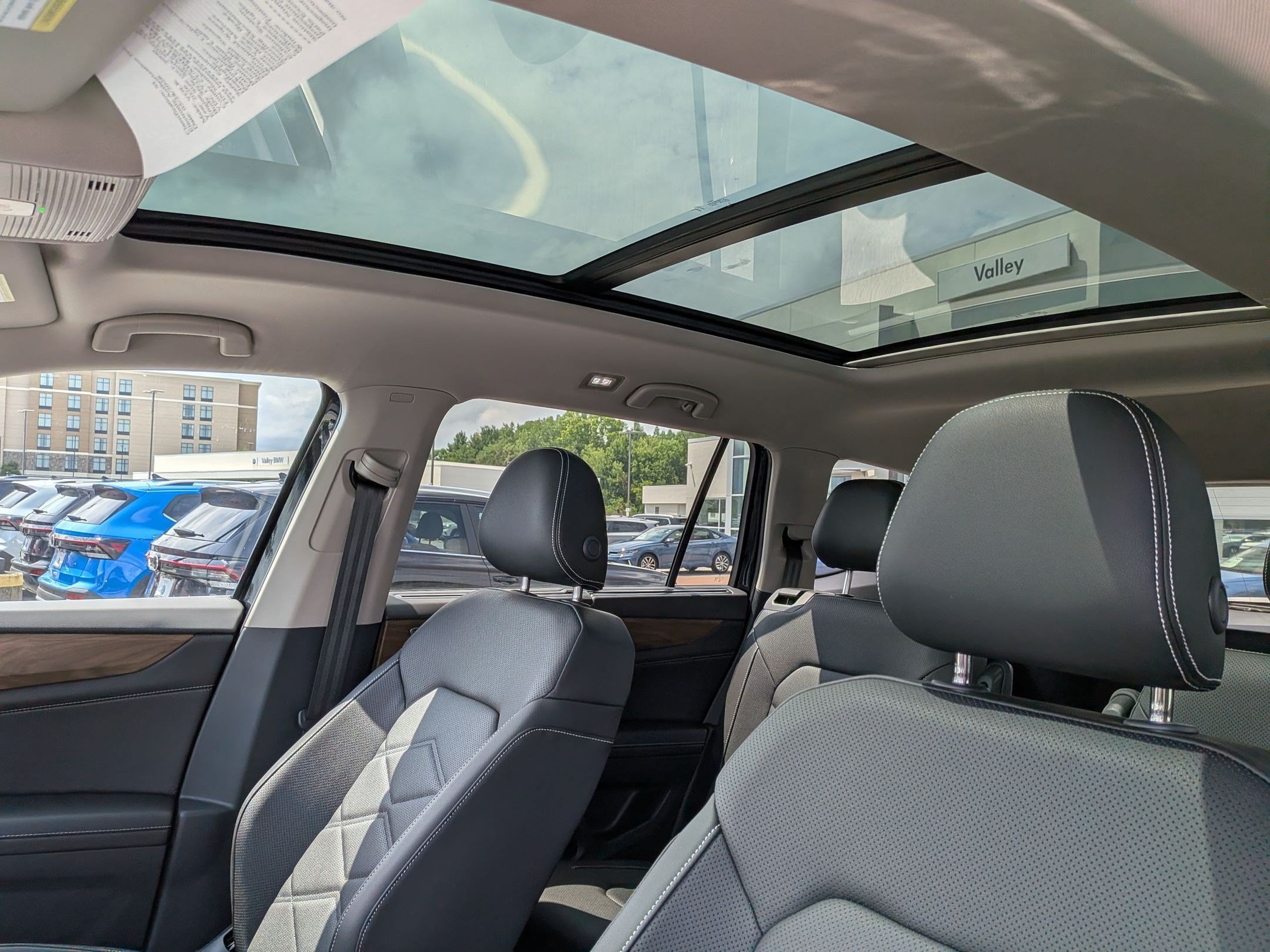 New 2026 Volkswagen Atlas SE FWD image 16