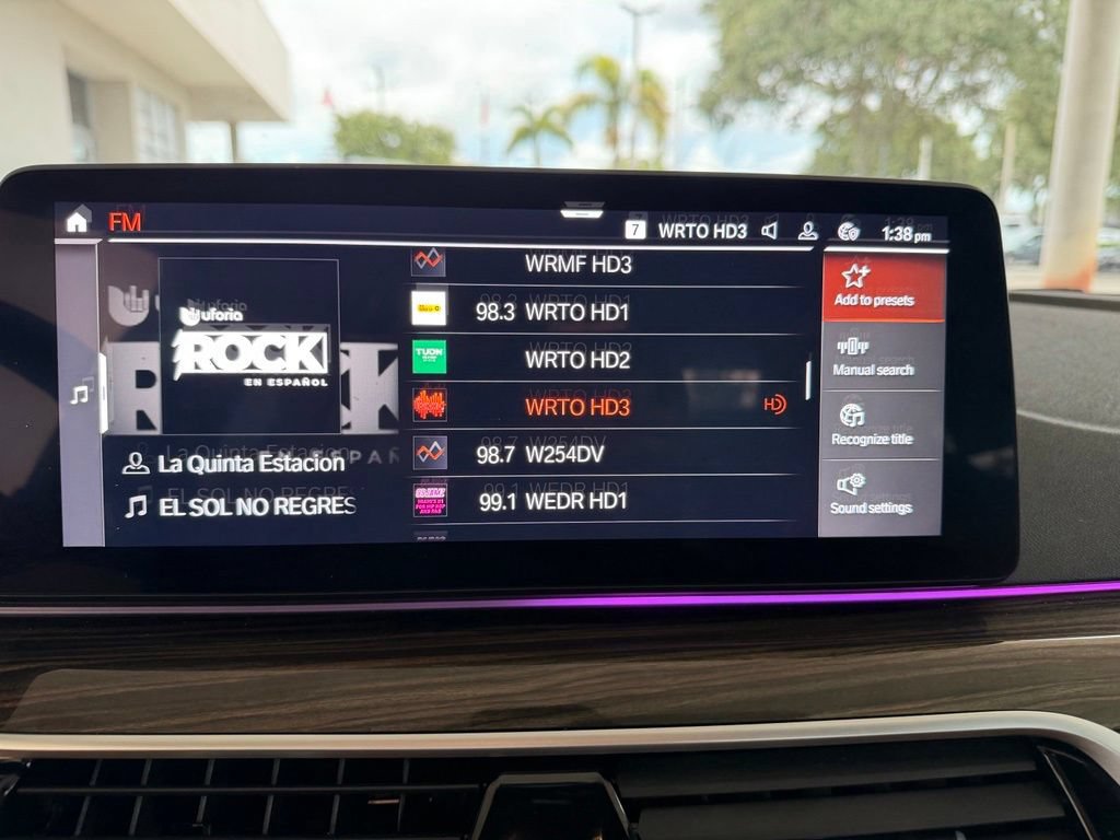 Used 2023 BMW 530i w/ M Sport Package RWD image 8