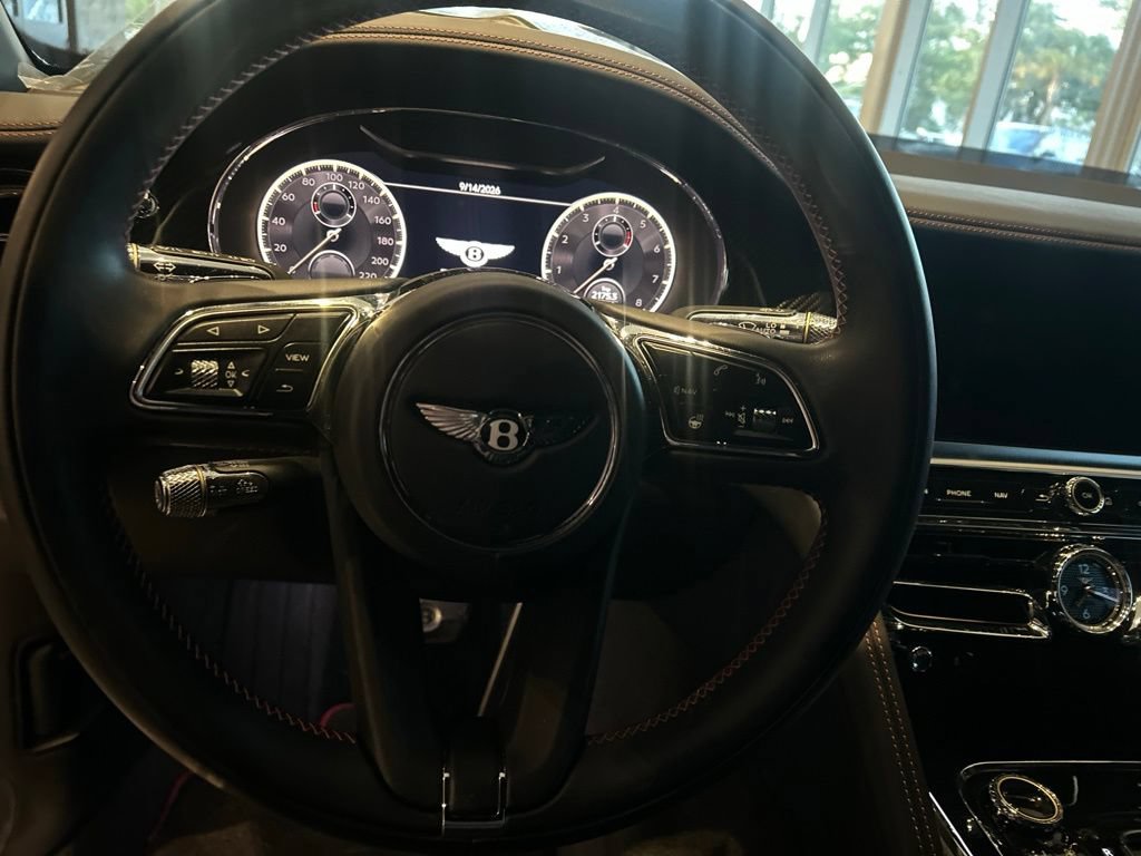 Used 2022 Bentley Flying Spur V8 AWD/4WD image 9