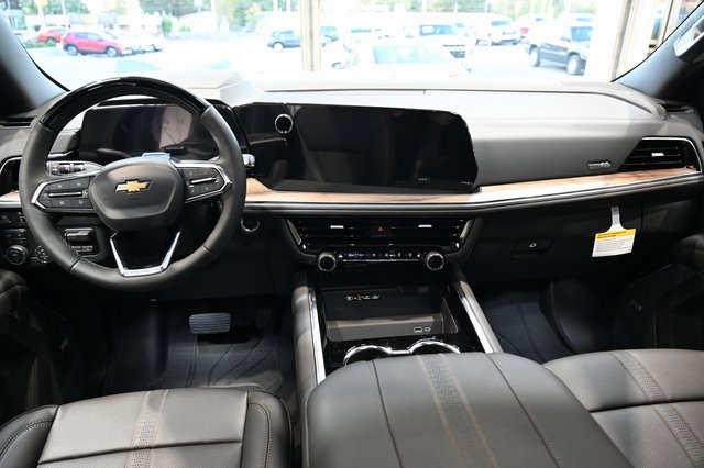 New 2026 Chevrolet Suburban High Country image 15