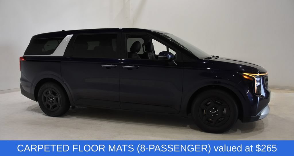 Used 2025 Kia Carnival FWD image 3
