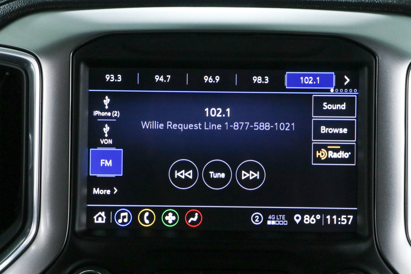 Used 2020 Chevrolet Silverado 1500 LT Trail Boss AWD/4WD image 19