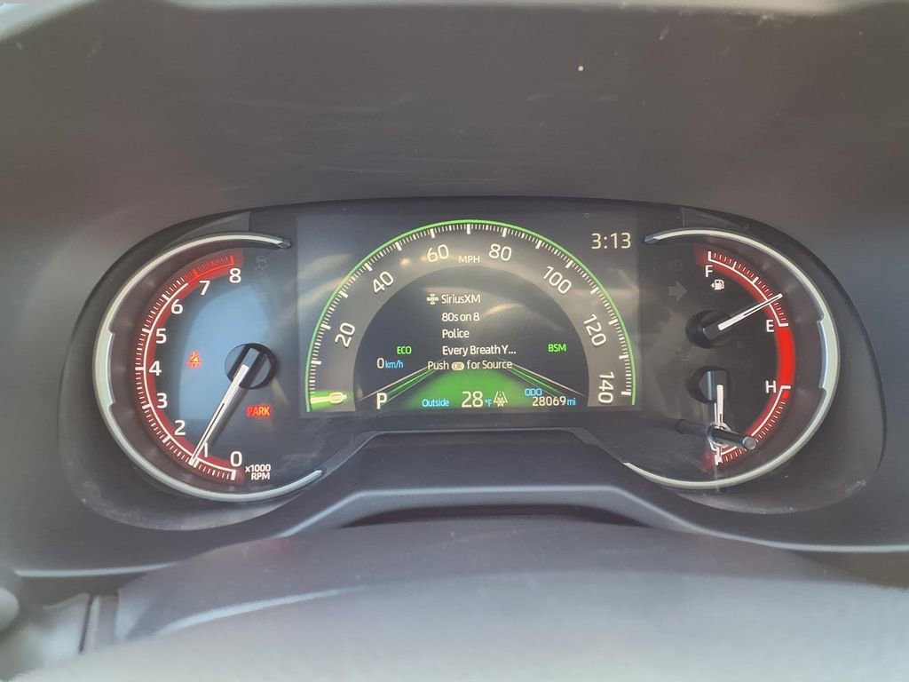 Used 2025 Toyota RAV4 XLE AWD/4WD image 15