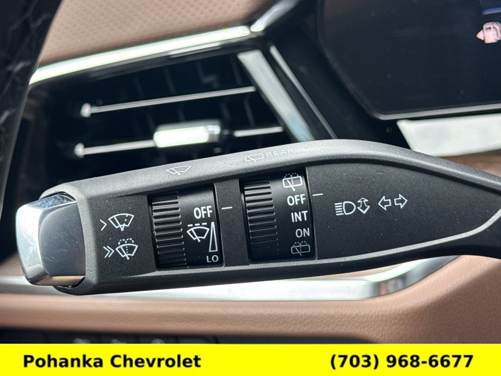 New 2026 Chevrolet Suburban High Country AWD/4WD image 10