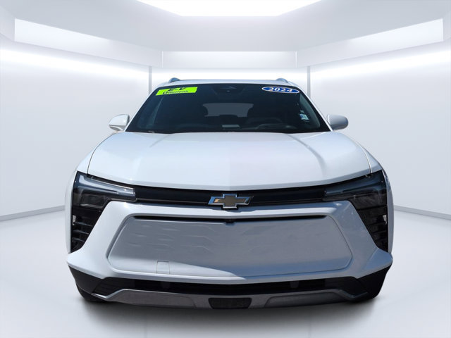 Used 2024 Chevrolet Blazer EV LT AWD/4WD image 8