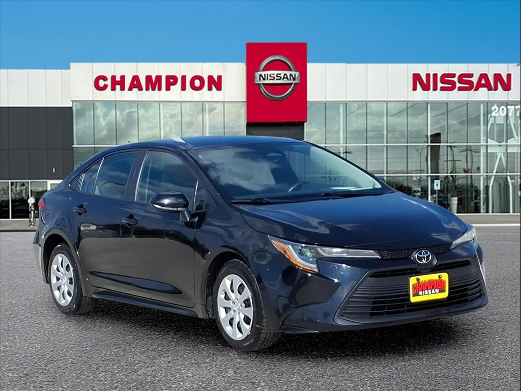 Used 2023 Toyota Corolla LE