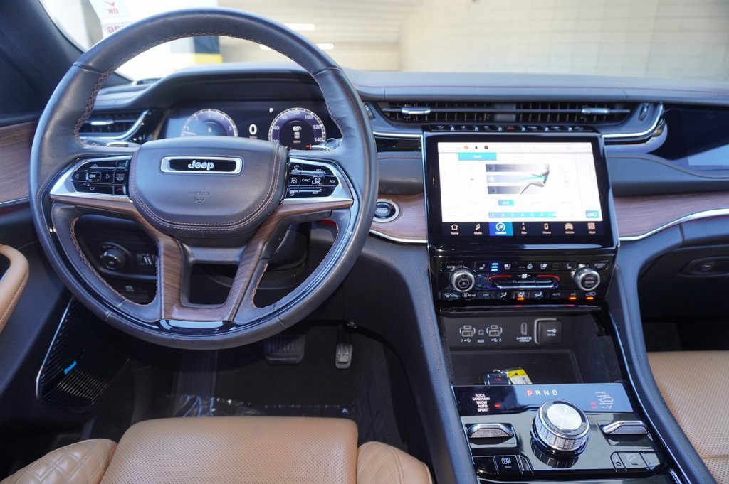 Used 2022 Jeep Grand Cherokee Summit w/ Adv Protech Group IV image 13