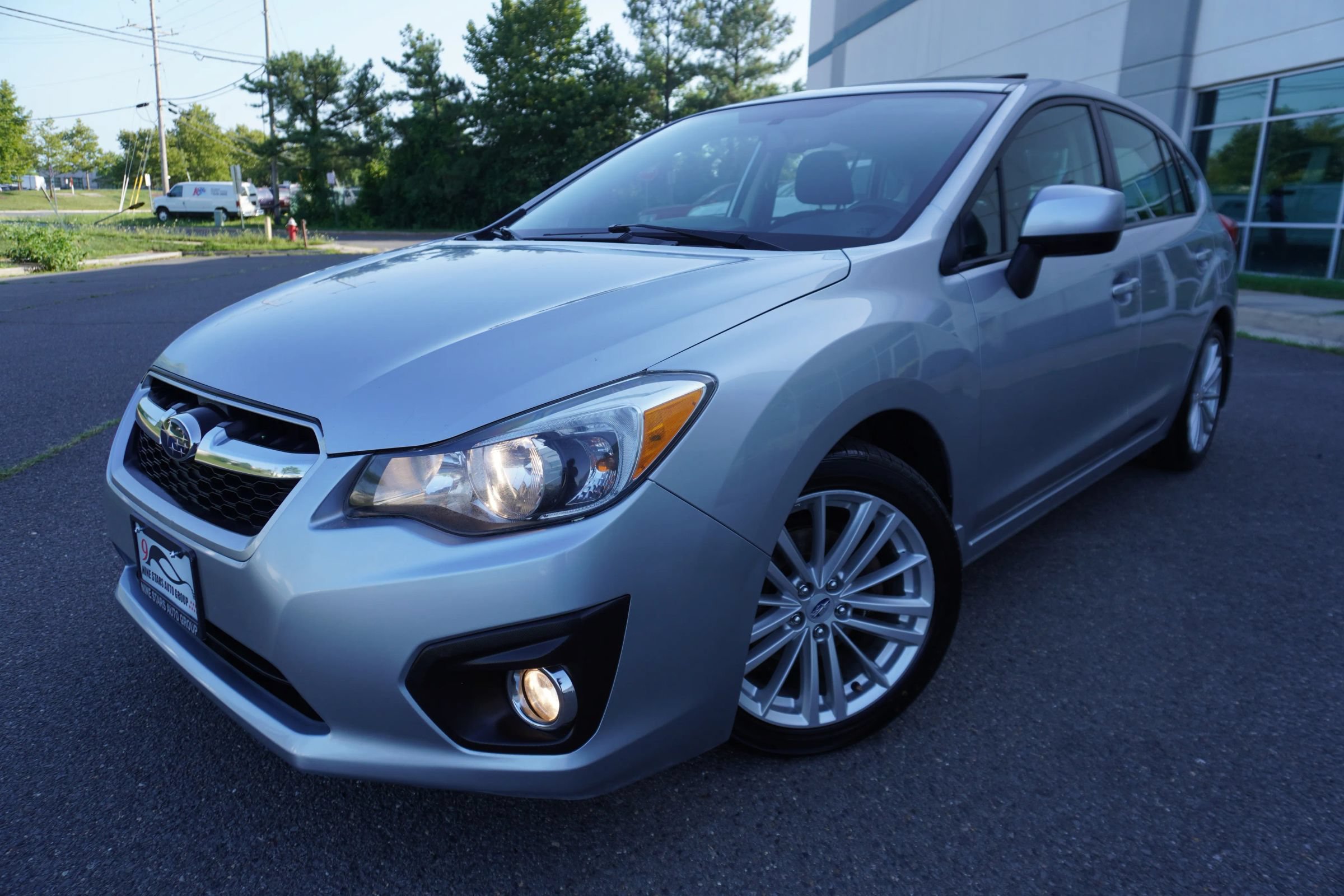 Used 2012 Subaru Impreza 2.0i Premium AWD/4WD image 3