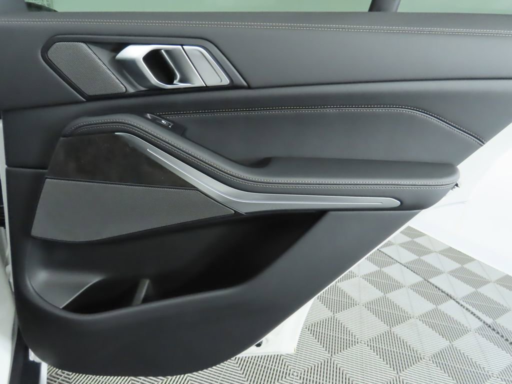New 2026 BMW X5 xDrive40i w/ Premium Package image 28