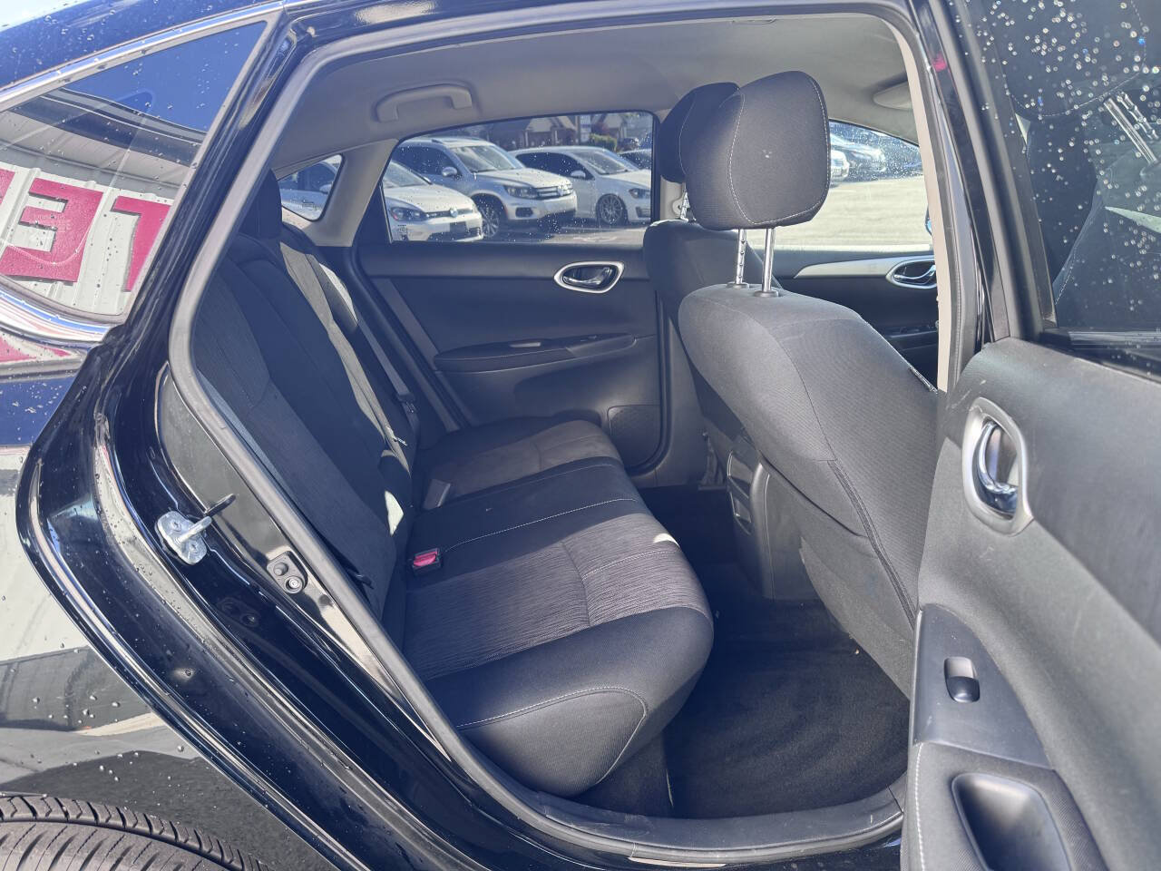 Used 2015 Nissan Sentra SV FWD image 18