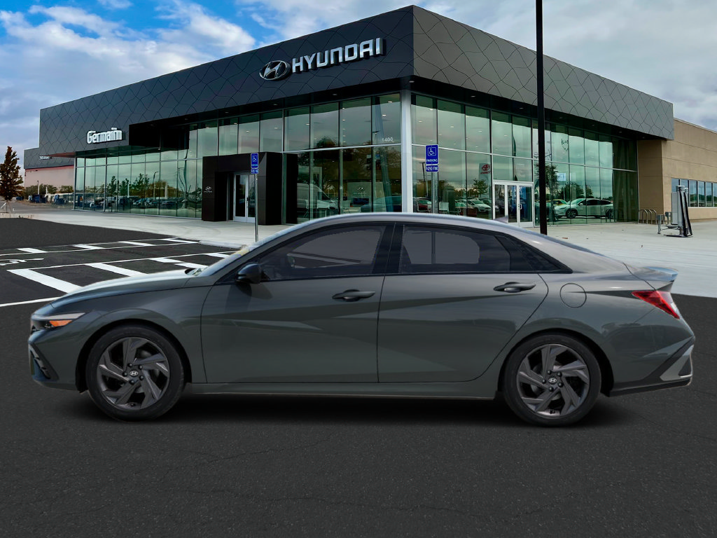 New 2026 Hyundai Elantra SEL Sport FWD image 3