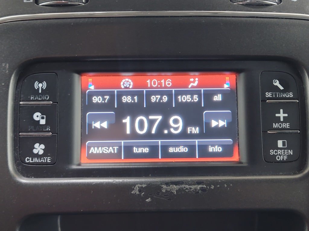 Used 2018 Dodge Journey SE w/ Connectivity Group FWD image 21