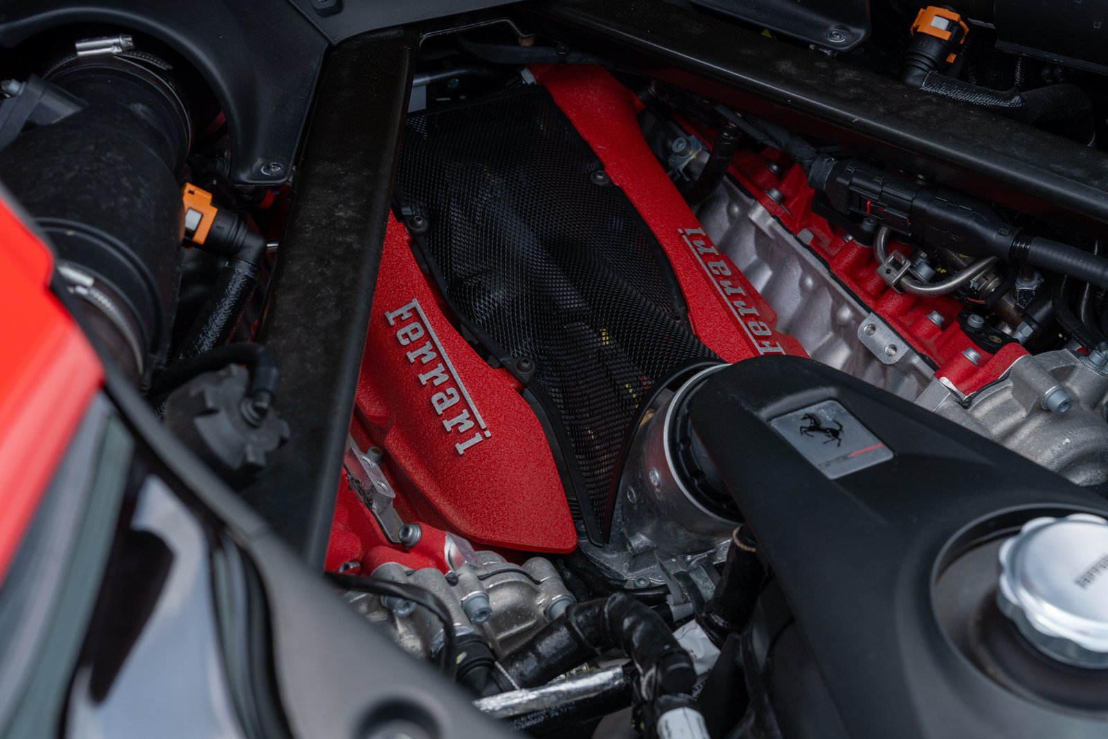 Used 2022 Ferrari SF90 Stradale AWD/4WD image 15