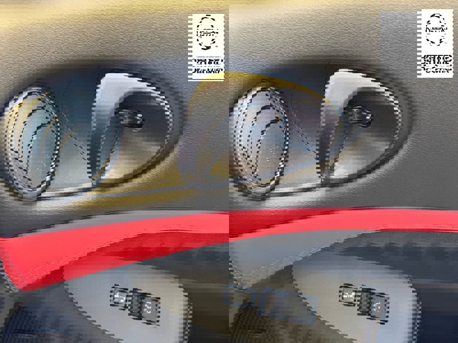 Certified 2024 Nissan Z Performance w/ Floor Mat Package image 12