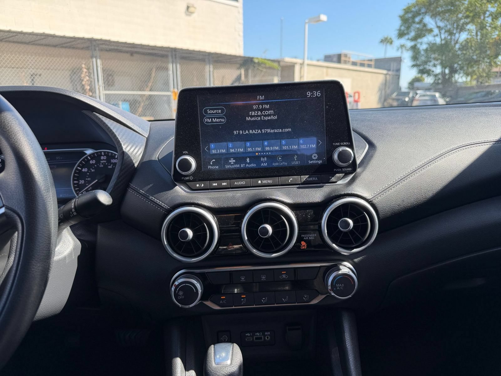 Used 2025 Nissan Sentra SV FWD image 17