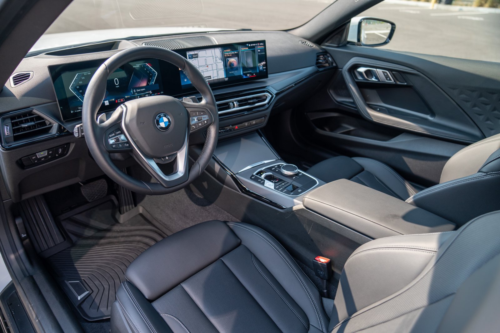 Used 2023 BMW 230i Coupe w/ Convenience Package RWD image 4