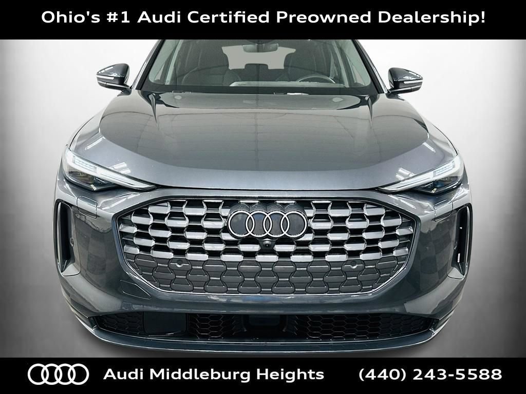 Certified 2025 Audi Q5 Premium w/ Premium Plus AWD/4WD image 2