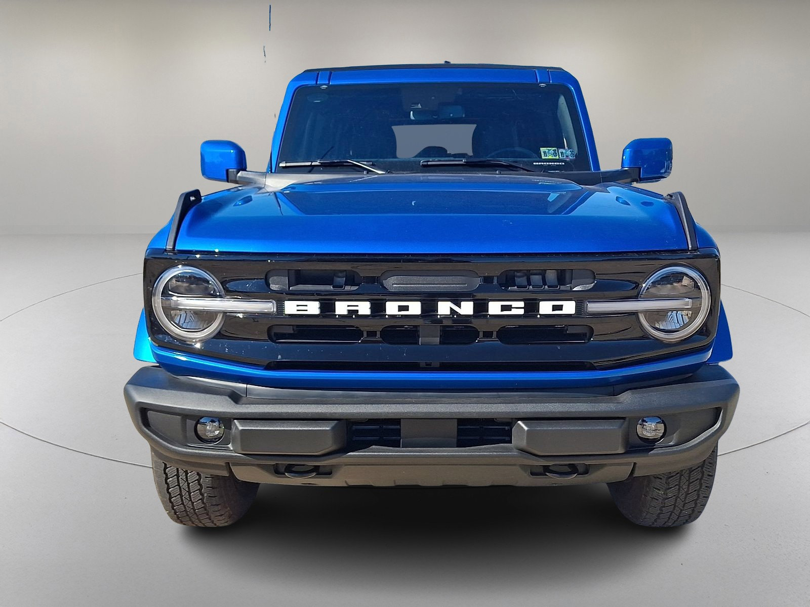 Used 2024 Ford Bronco Outer Banks image 3