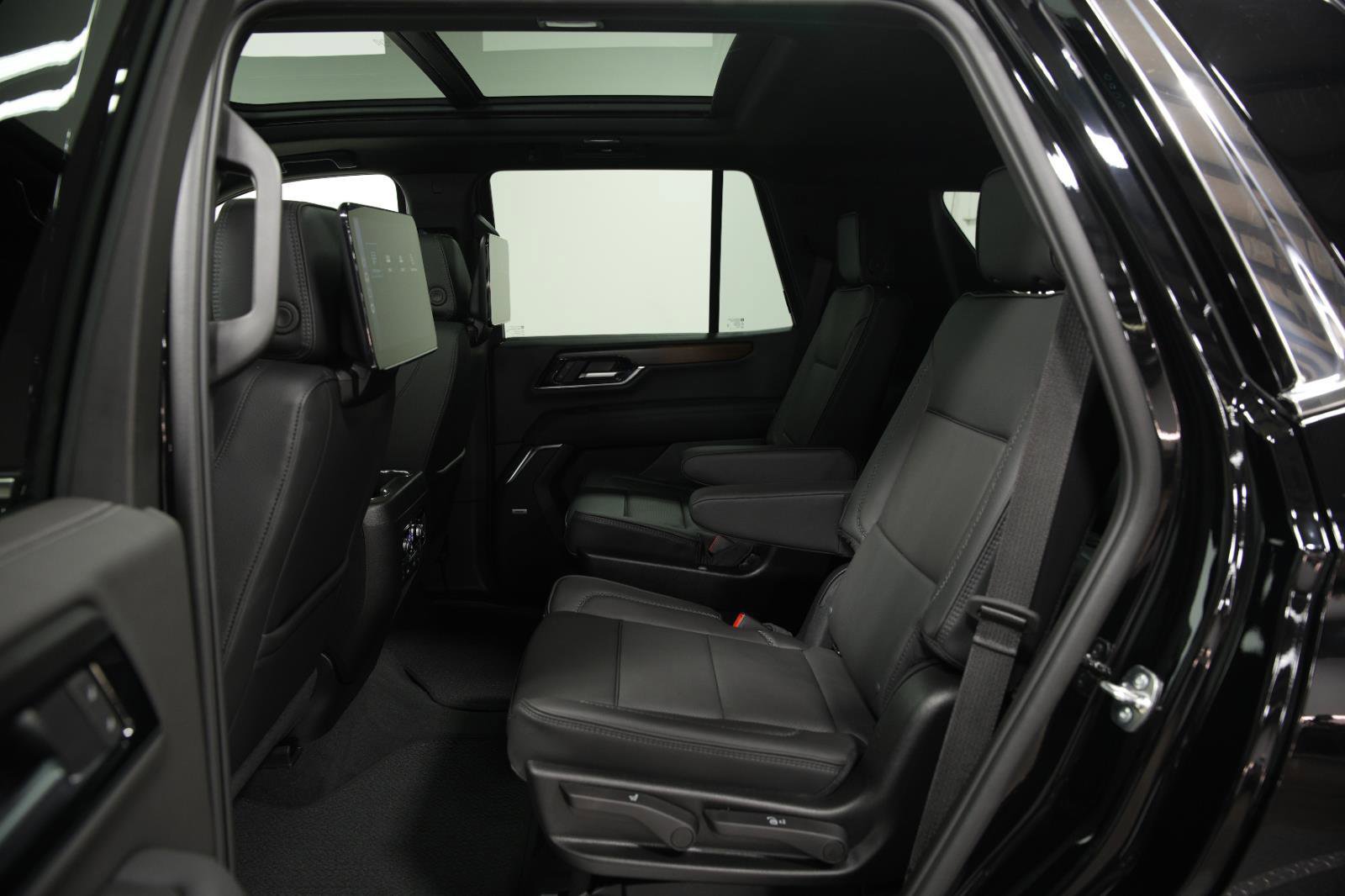New 2026 GMC Yukon Denali w/ Denali Reserve Package image 27