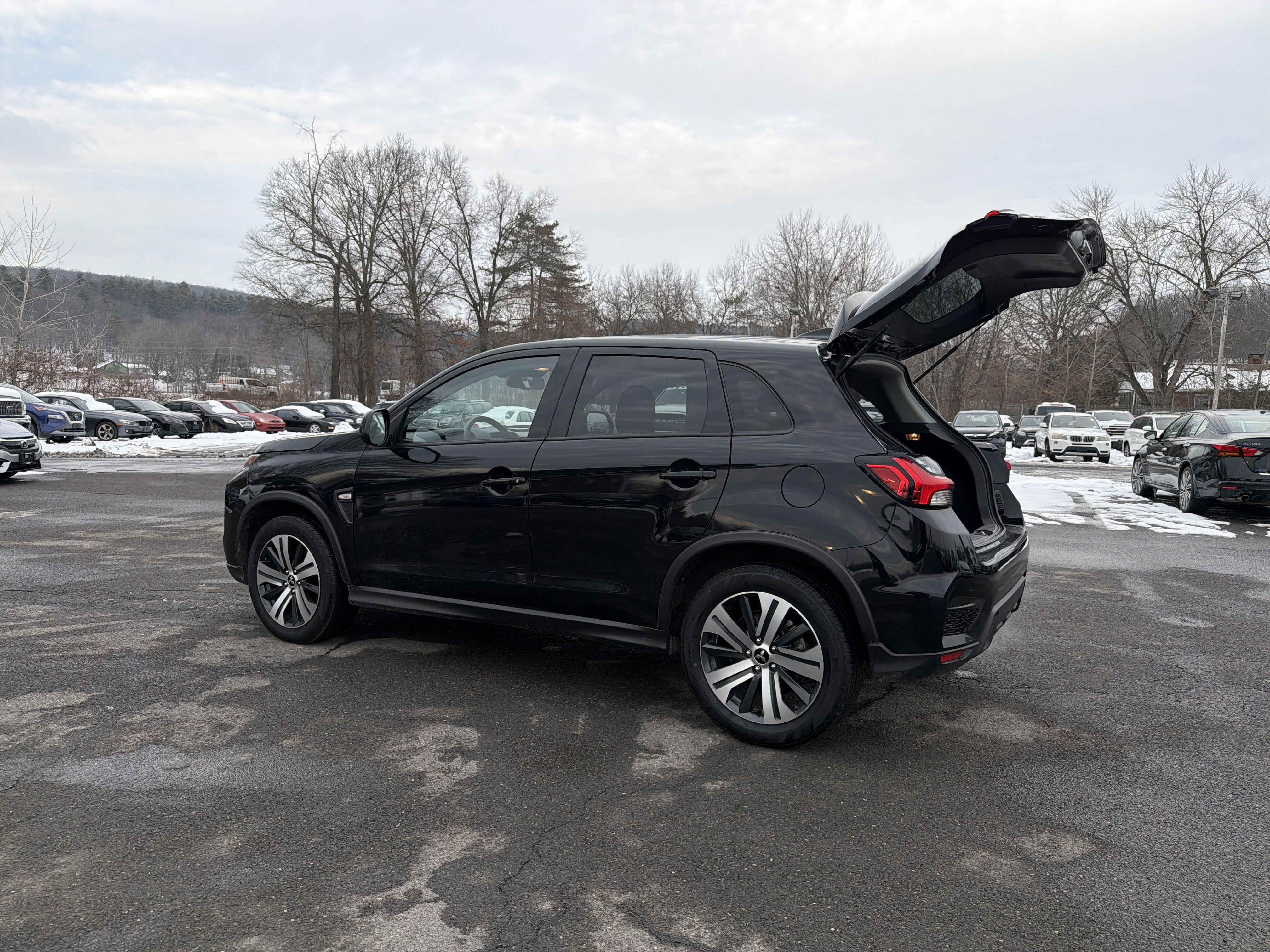 Used 2024 Mitsubishi Outlander Sport ES image 28