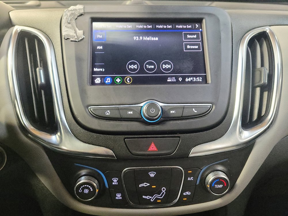 Used 2021 Chevrolet Equinox LS image 25