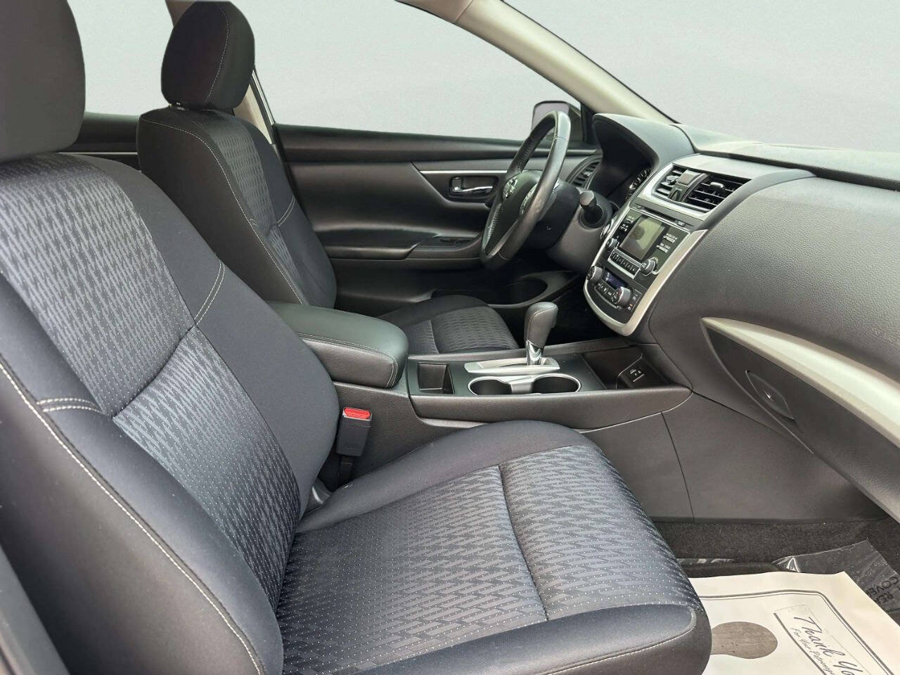 Used 2016 Nissan Altima 2.5 SV FWD image 16