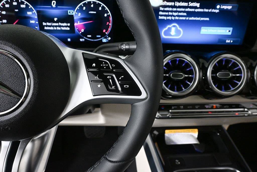 New 2026 Mercedes-Benz GLB 250 image 11