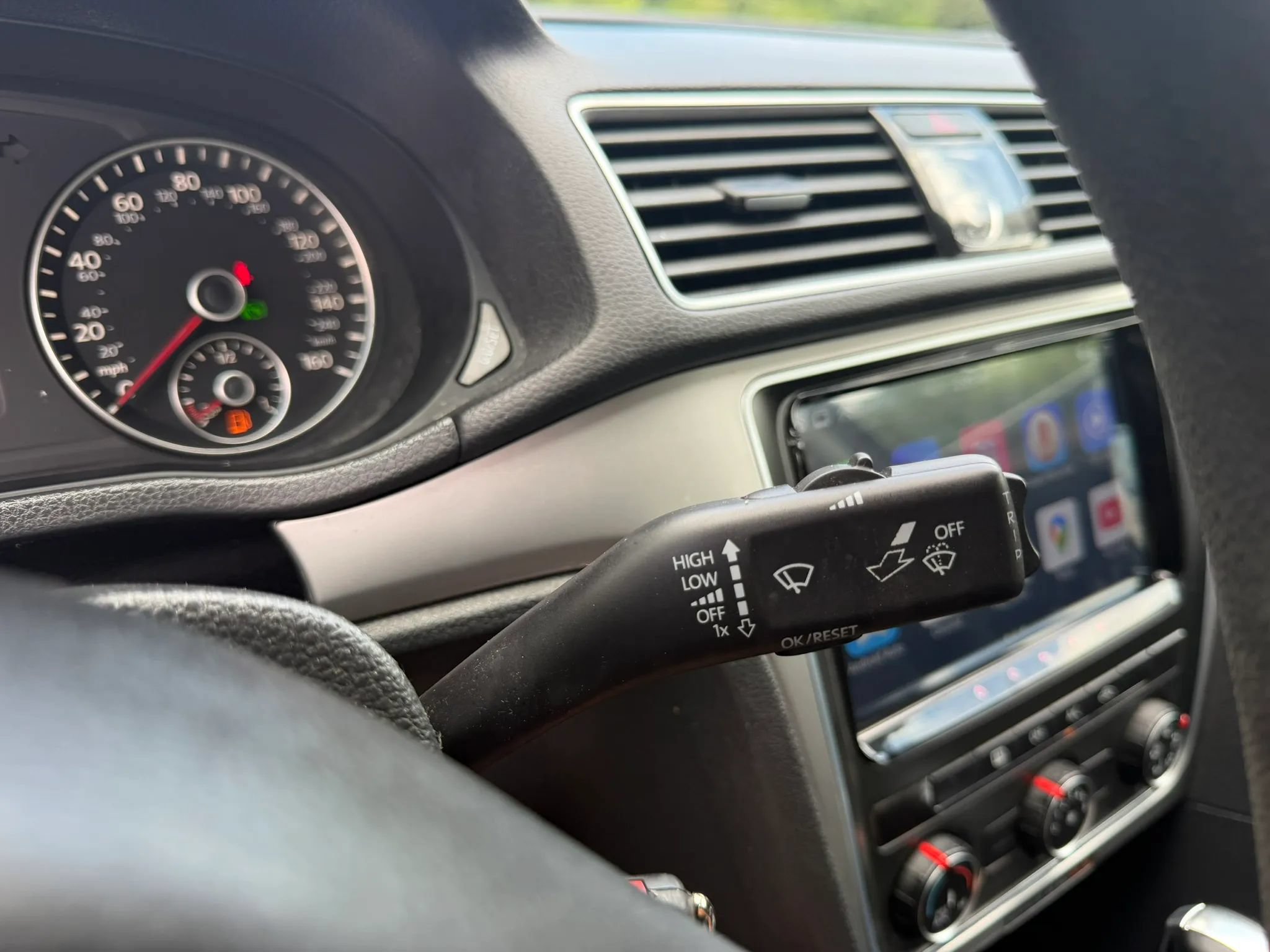 Used 2014 Volkswagen Passat 2.5 S FWD image 18