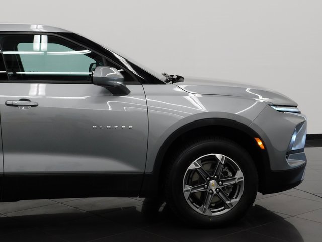 Used 2023 Chevrolet Blazer LT image 15
