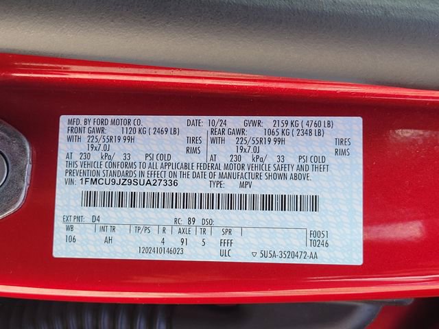 Certified 2025 Ford Escape Platinum w/ Premium Technology Package image 16