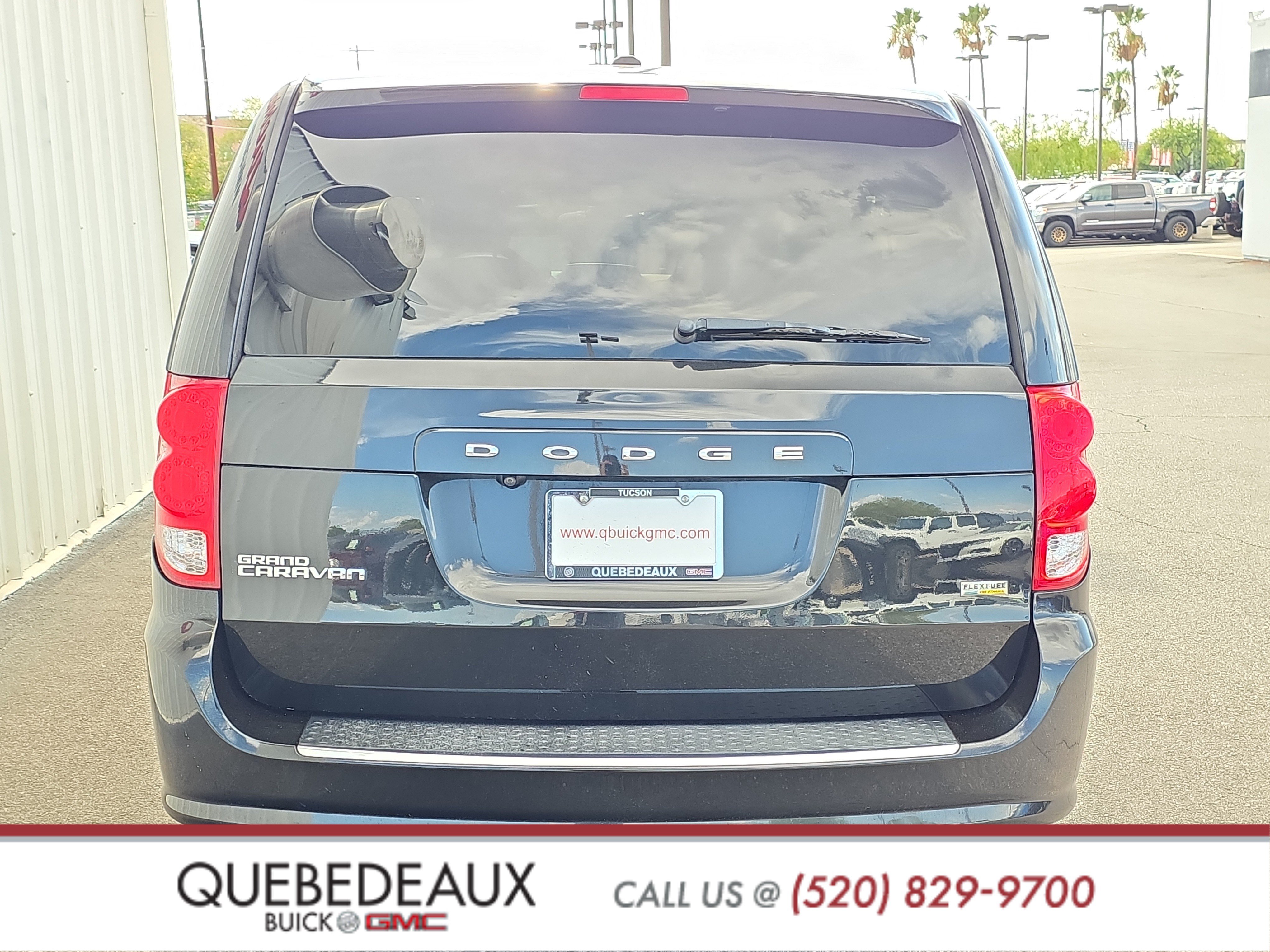 Used 2019 Dodge Grand Caravan SE w/ UConnect Hands-Free Group FWD image 6