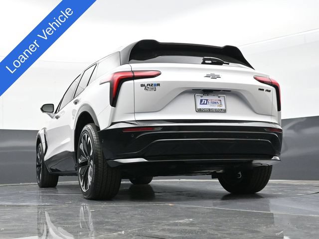 New 2025 Chevrolet Blazer EV RS w/ Super Cruise Package AWD/4WD image 36