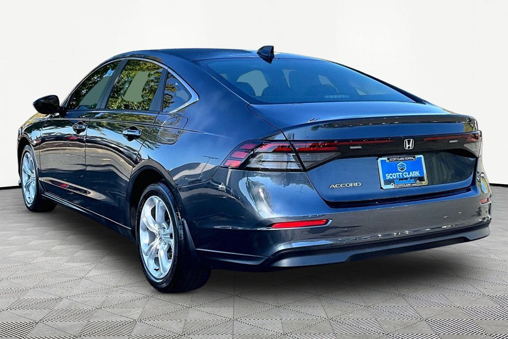 Used 2025 Honda Accord LX image 5