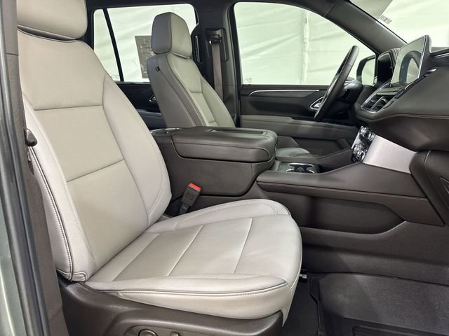 Certified 2024 GMC Yukon SLT w/ SLT Luxury Package image 28