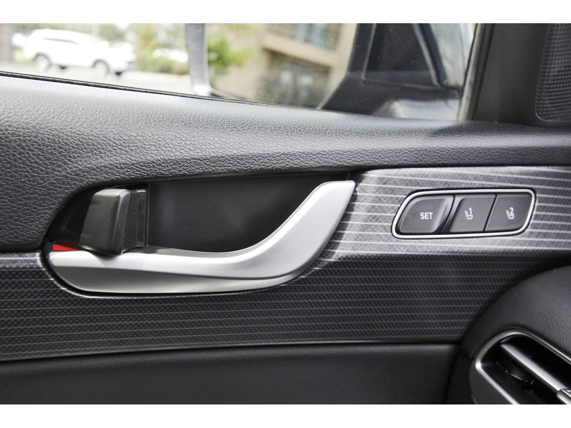 Used 2023 Hyundai Palisade Limited FWD image 24