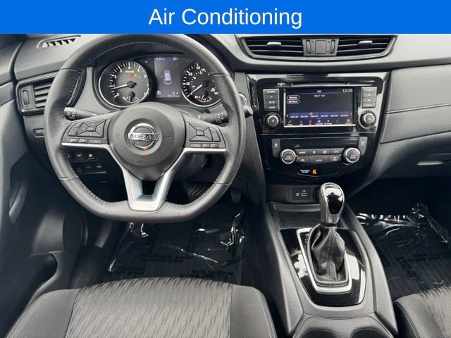 Used 2019 Nissan Rogue SV AWD/4WD image 19