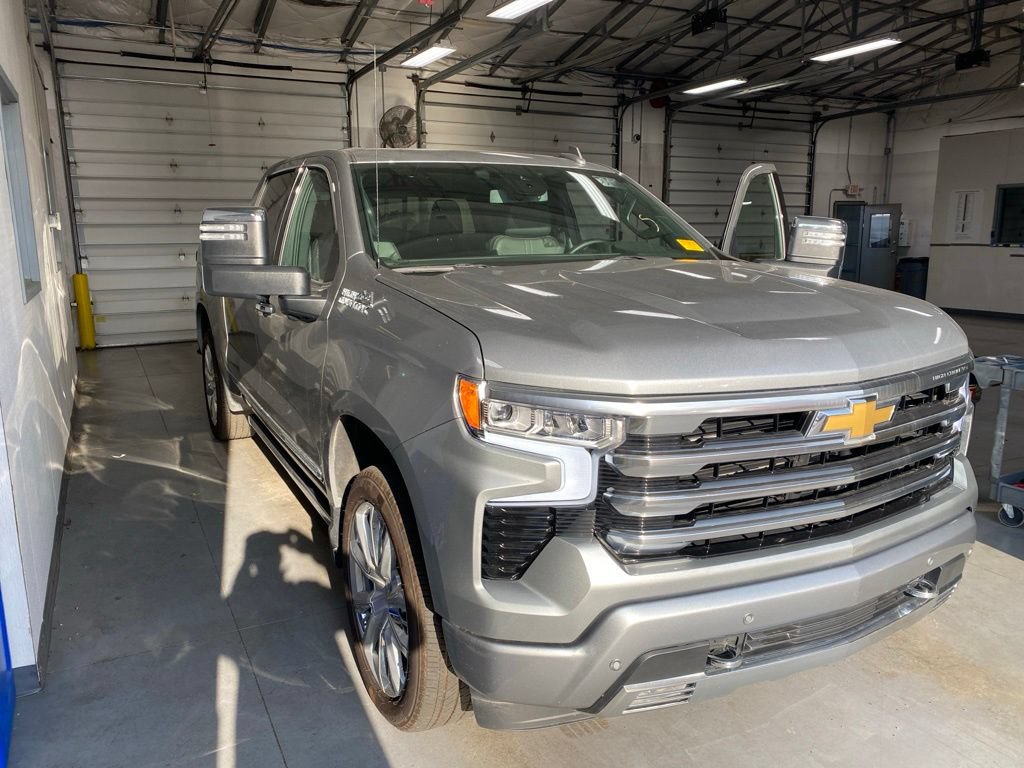 Used 2025 Chevrolet Silverado 1500 High Country w/ High Country Premium Package