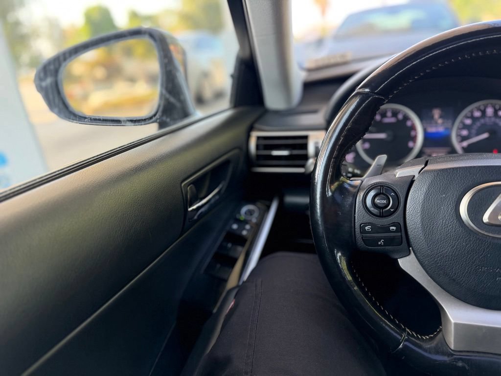 Used 2016 Lexus IS 200t w/ Navigation System Package RWD image 7