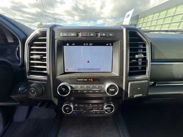 Used 2019 Ford Expedition Limited w/ Special Edition Package AWD/4WD image 38