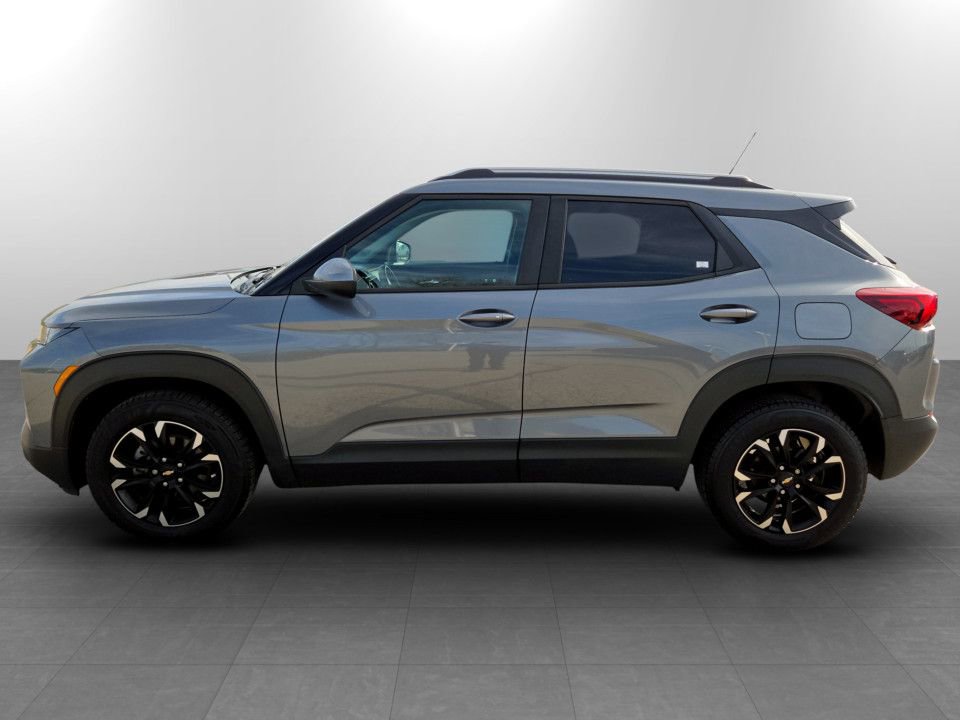 Used 2021 Chevrolet TrailBlazer LT w/ Convenience Package FWD image 10