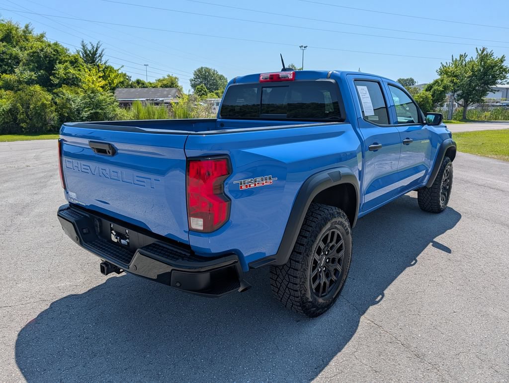 Used 2026 Chevrolet Colorado Trail Boss AWD/4WD image 3
