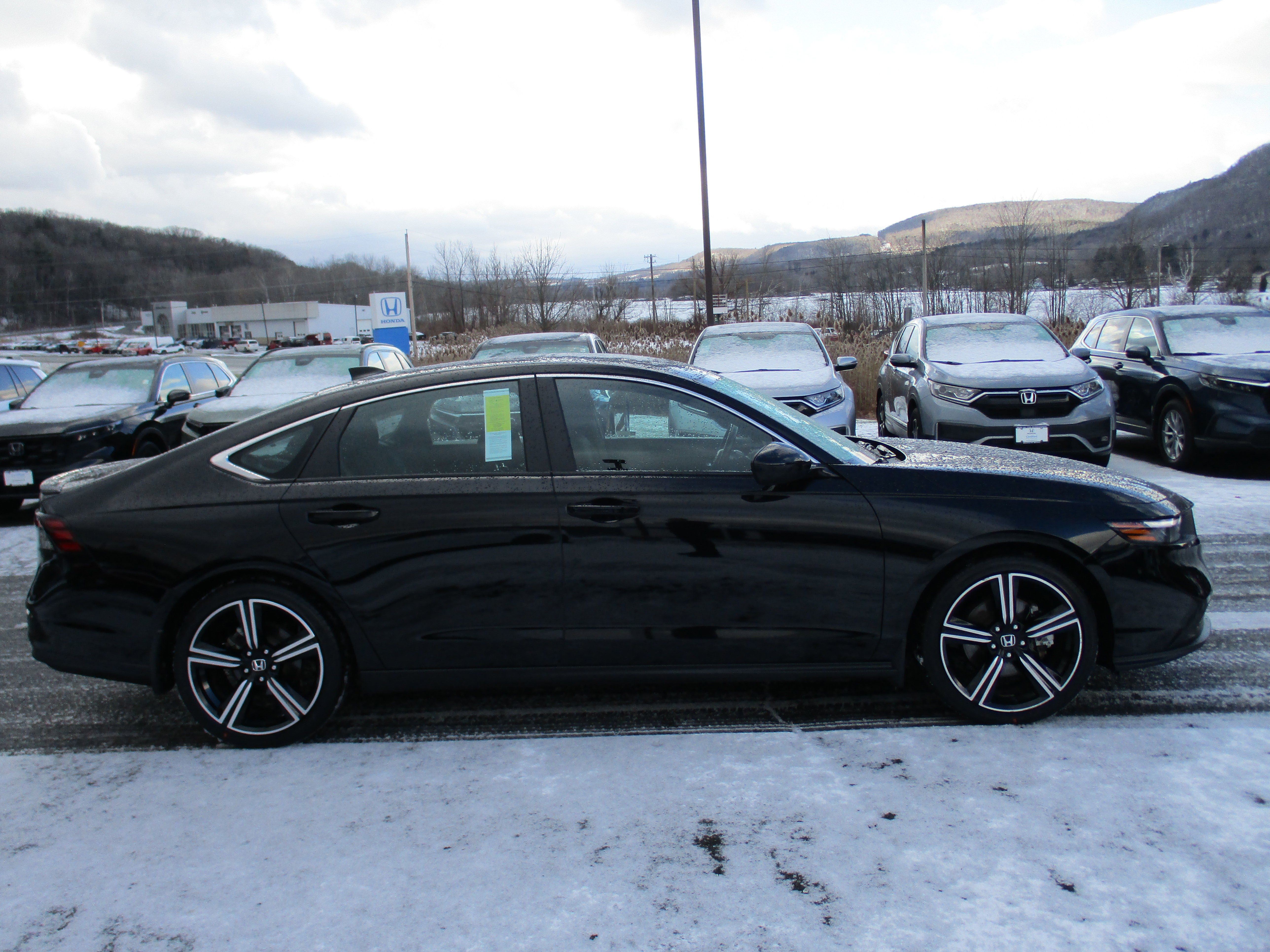 Certified 2023 Honda Accord Sport image 4