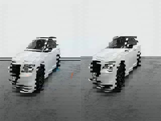 Used 2020 Chrysler 300 Touring w/ Sport Appearance Package image 7