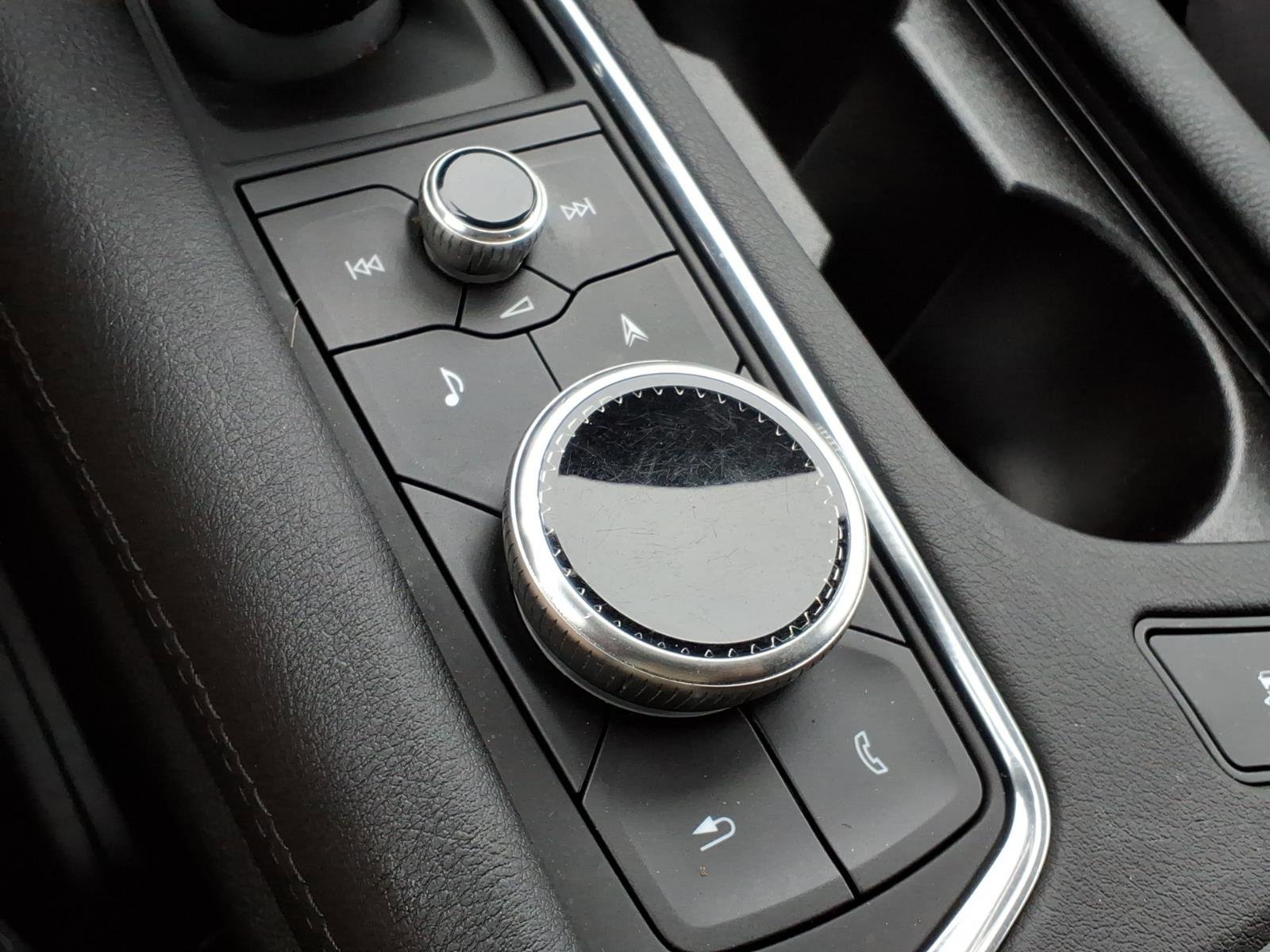 Certified 2023 Cadillac XT5 Sportv w/ Technology Package image 15