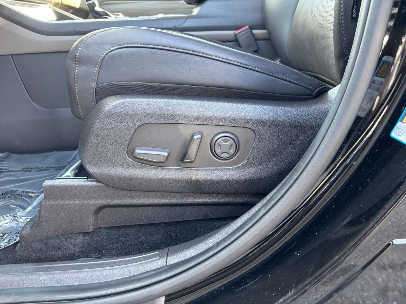 Used 2026 Kia Carnival FWD image 18