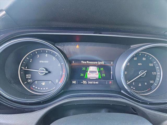 Used 2022 Buick Encore GX Essence w/ Experience Buick Package image 11