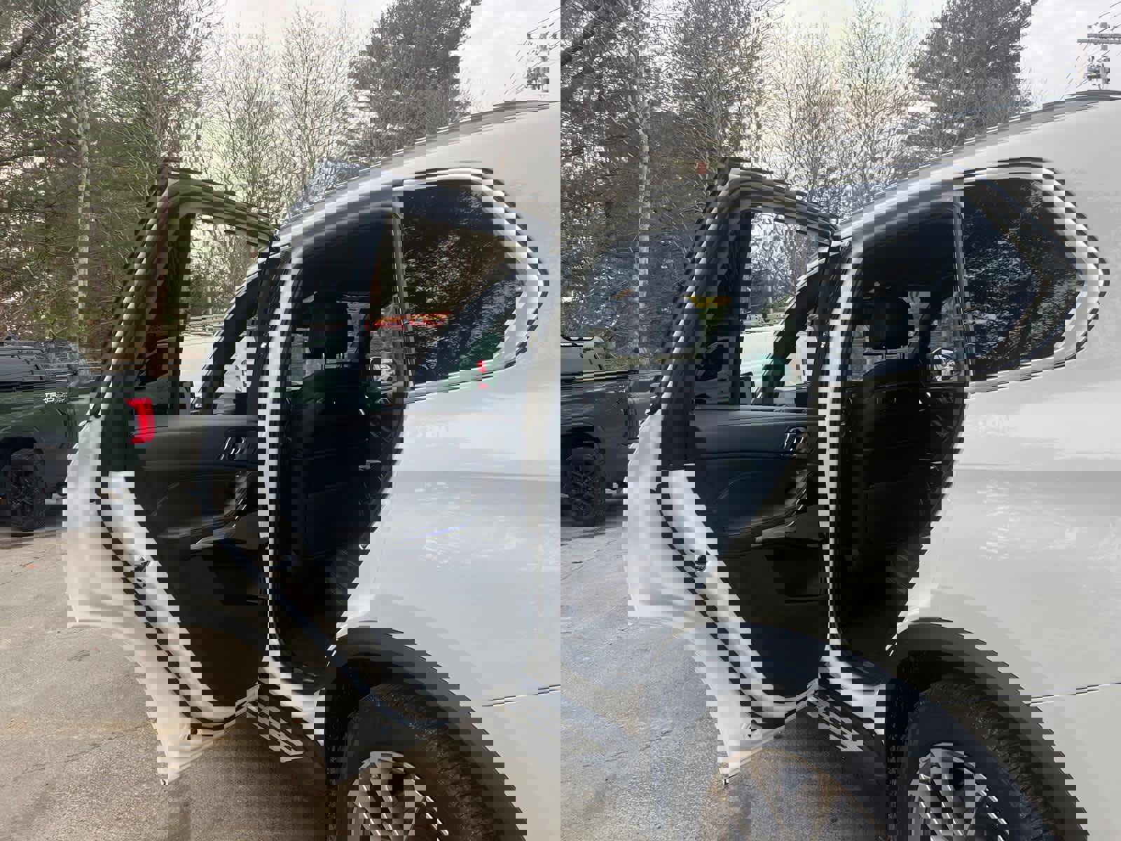 Used 2025 BMW X5 xDrive50e image 32