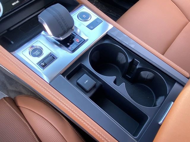 New 2025 Jaguar F-PACE R-Dynamic S AWD/4WD image 9