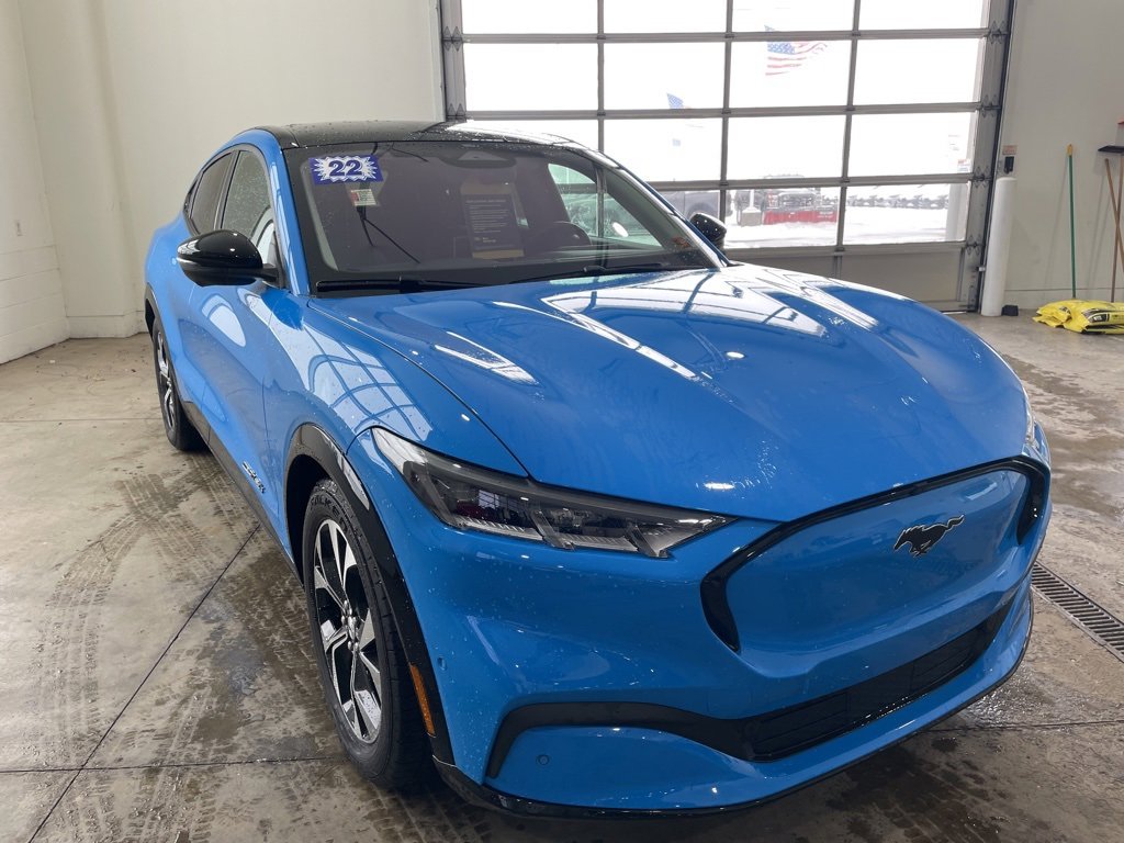 Certified 2022 Ford Mustang Mach-E Premium image 3
