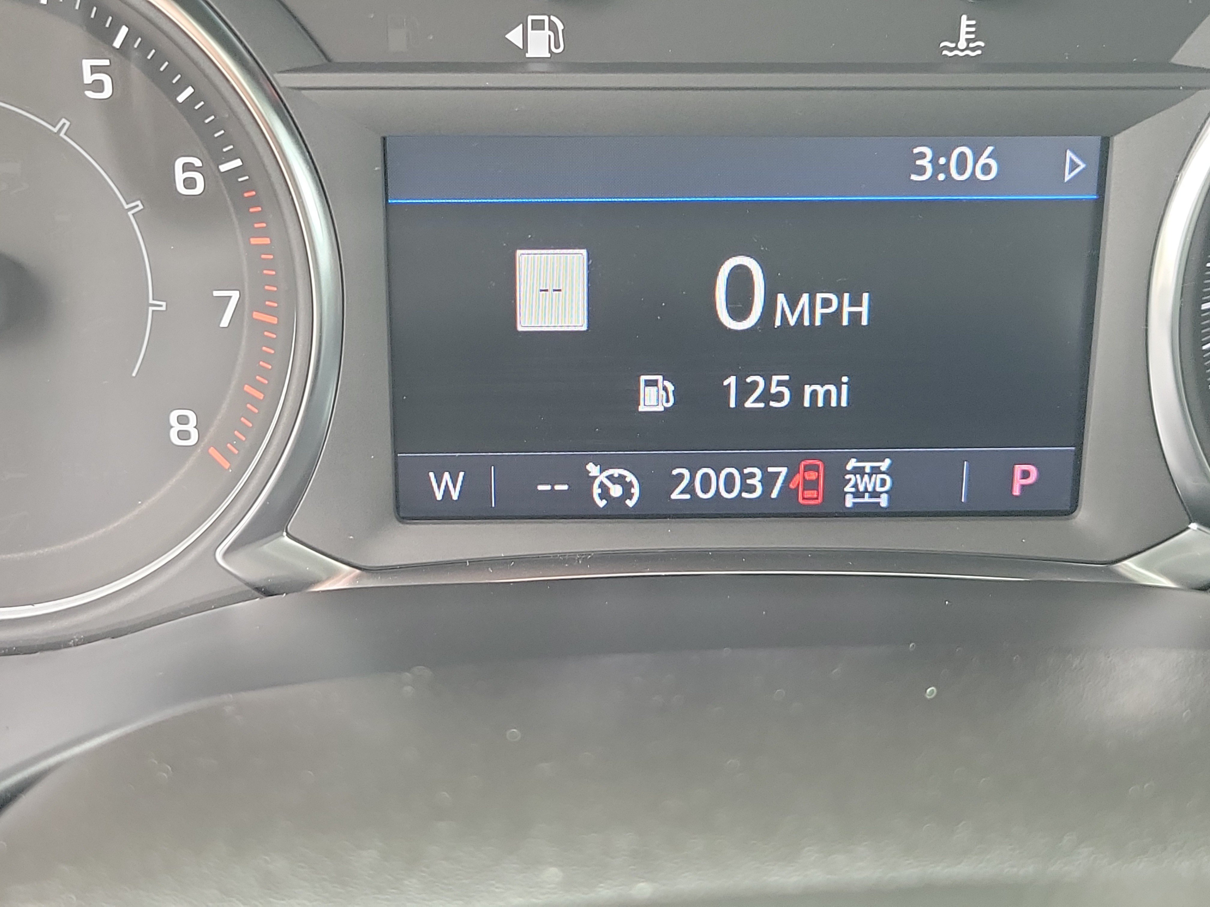 Used 2023 GMC Acadia SLT w/ Trailering Package AWD/4WD image 24
